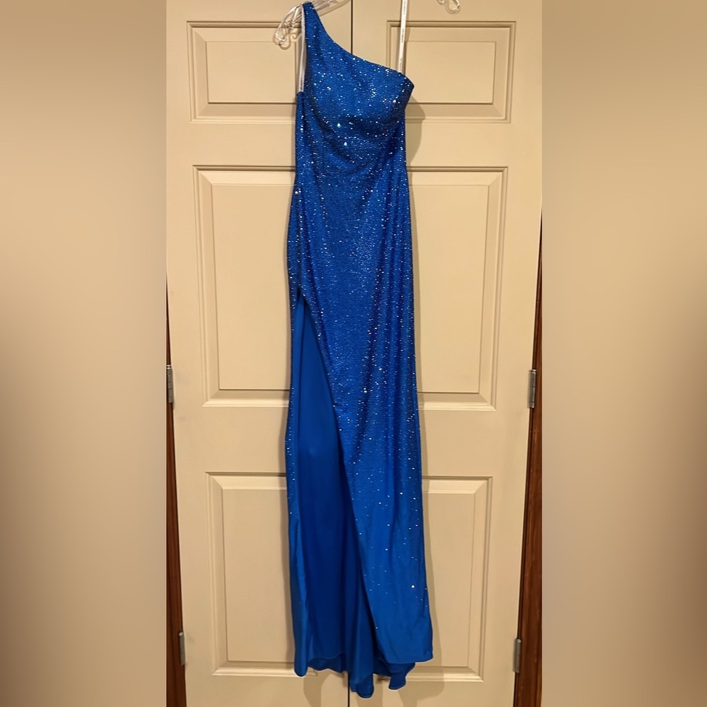 Sherri Hill prom dress